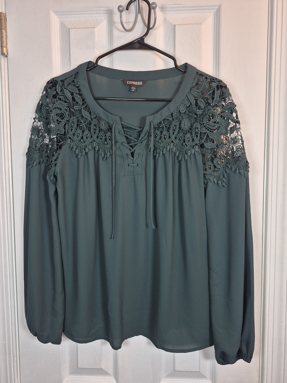 EXPRESS Dark Forest Green Crochet Lace Boho Lace-Up Blouse Top Small
